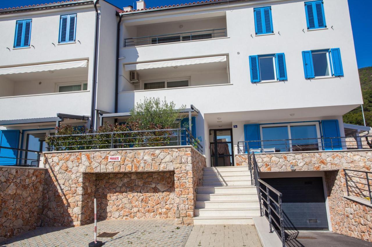 Madonnina Apartma *