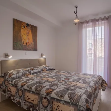 Apartman Madonnina Cres Exterior foto